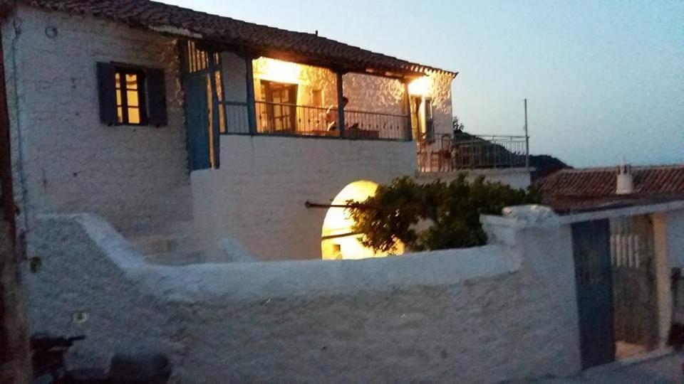 Lovely Traditionnal House With Sea View Tirós 외부 사진